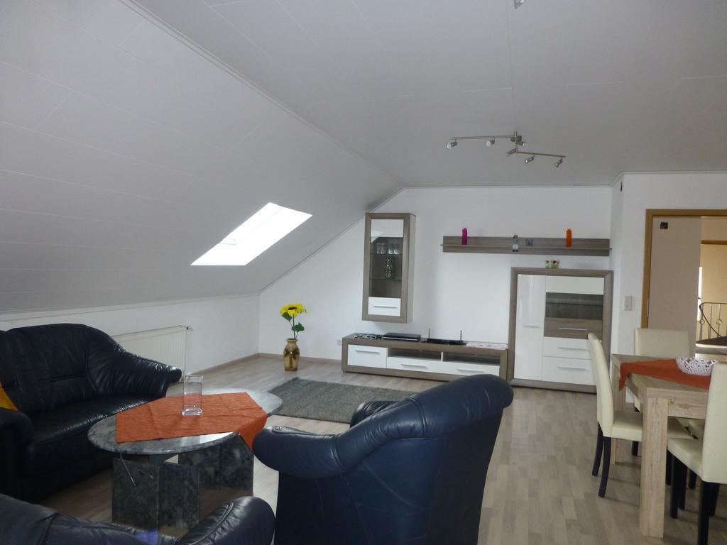 Ferienwohnung Irmgard Und Ferienwohnung Gerlinde Waldbrunn  Phòng bức ảnh